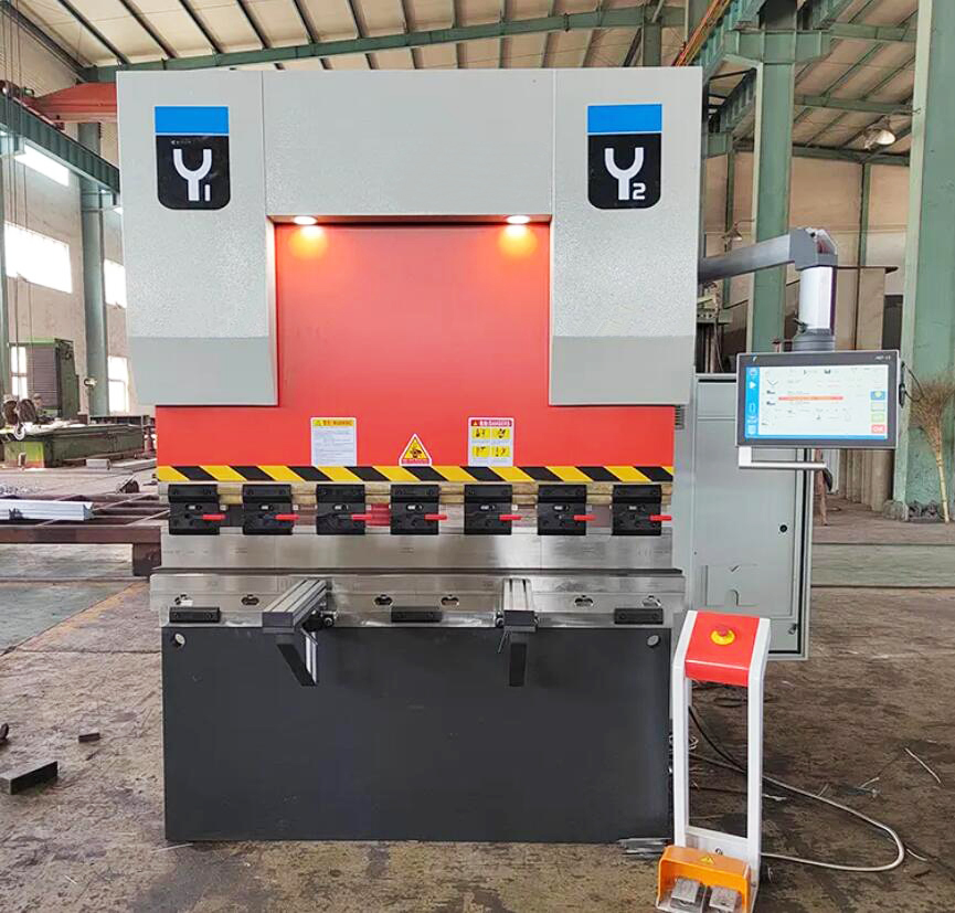 50T1600小型电液同步数控折弯机