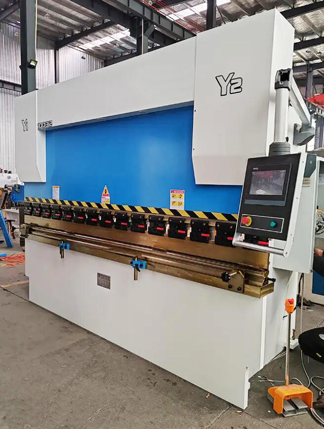 100T3200扭轴双伺服数控折弯机